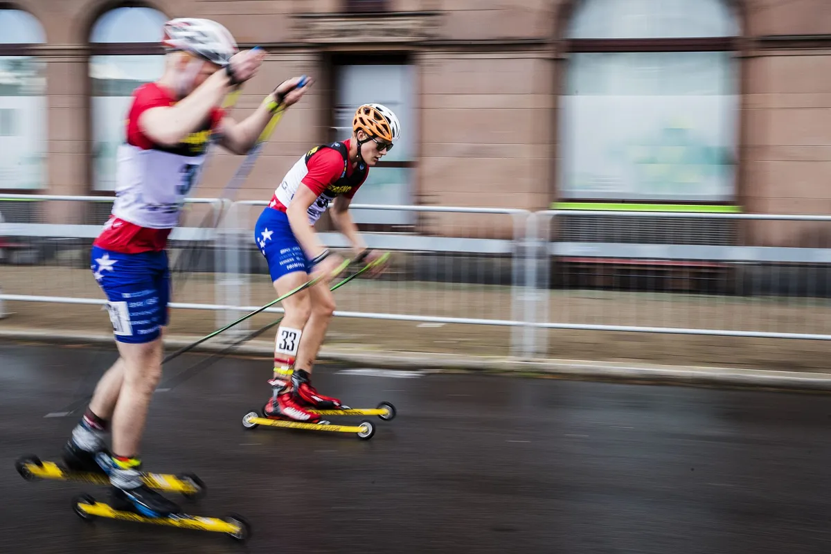 Skillnaden mellan klassiska rullskidor och rullskidor skate