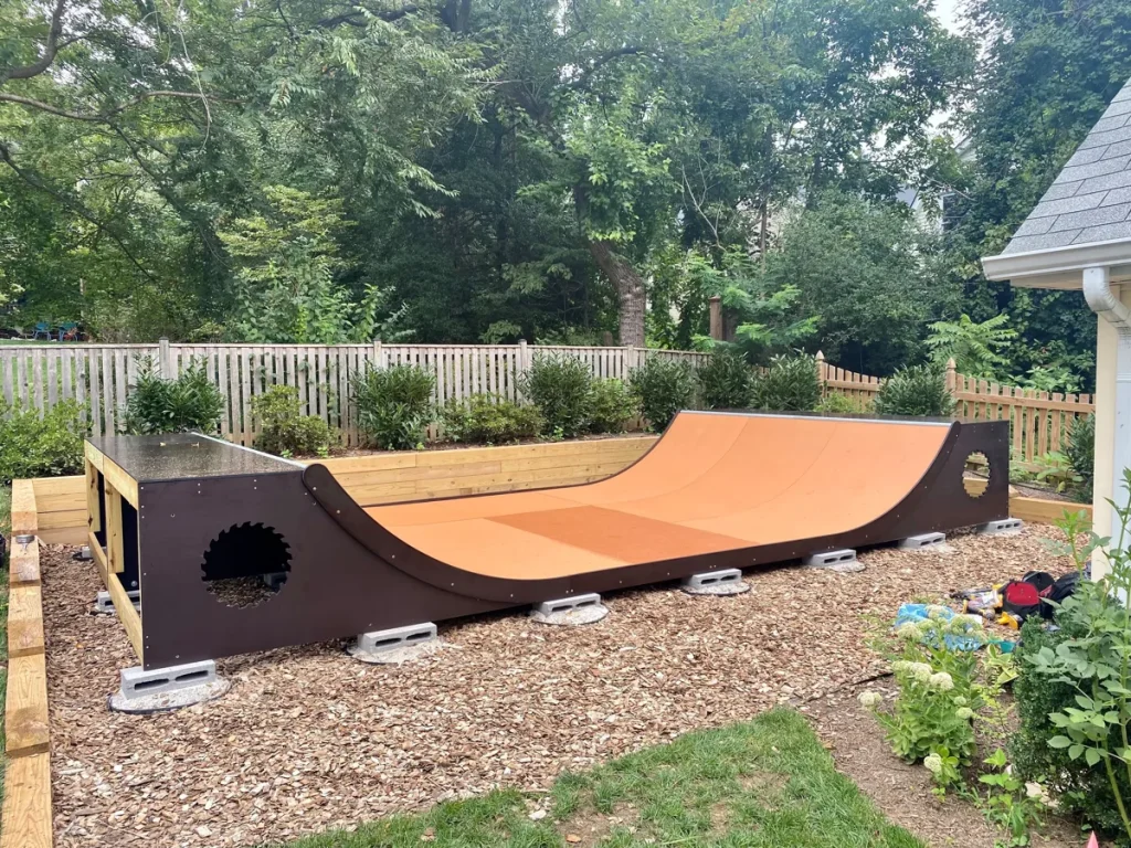 skateboard ramp